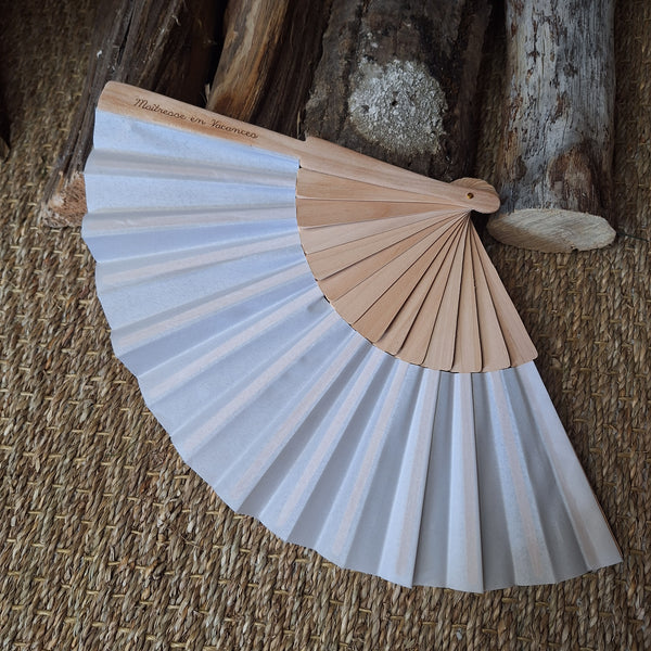 Eventail en bois personnalisable